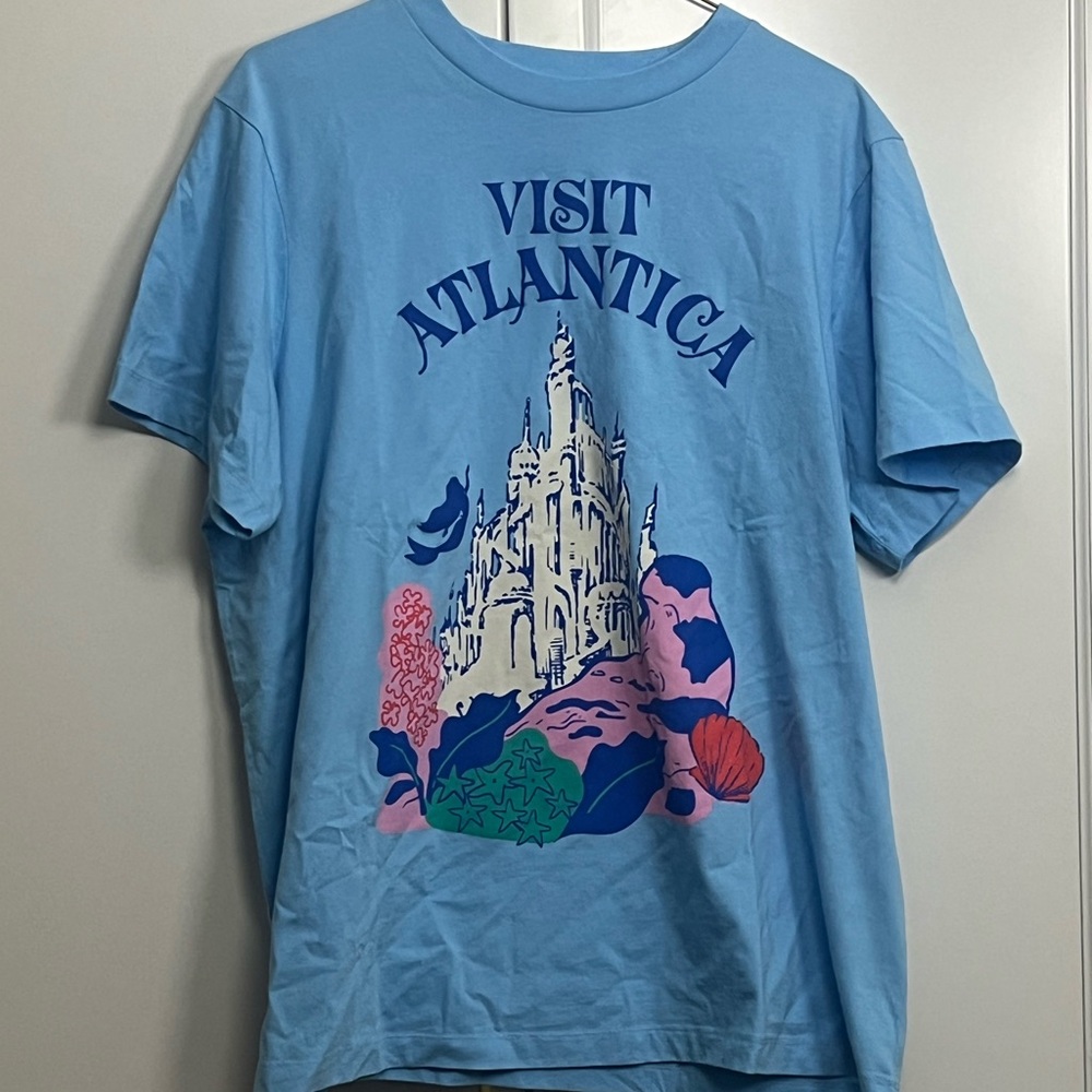 Disney The Little Mermaid Visit Atlantica Tee Size Men’s L NWT